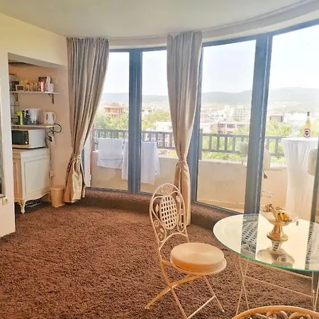 Lägenhet Sunny Honeymoon *